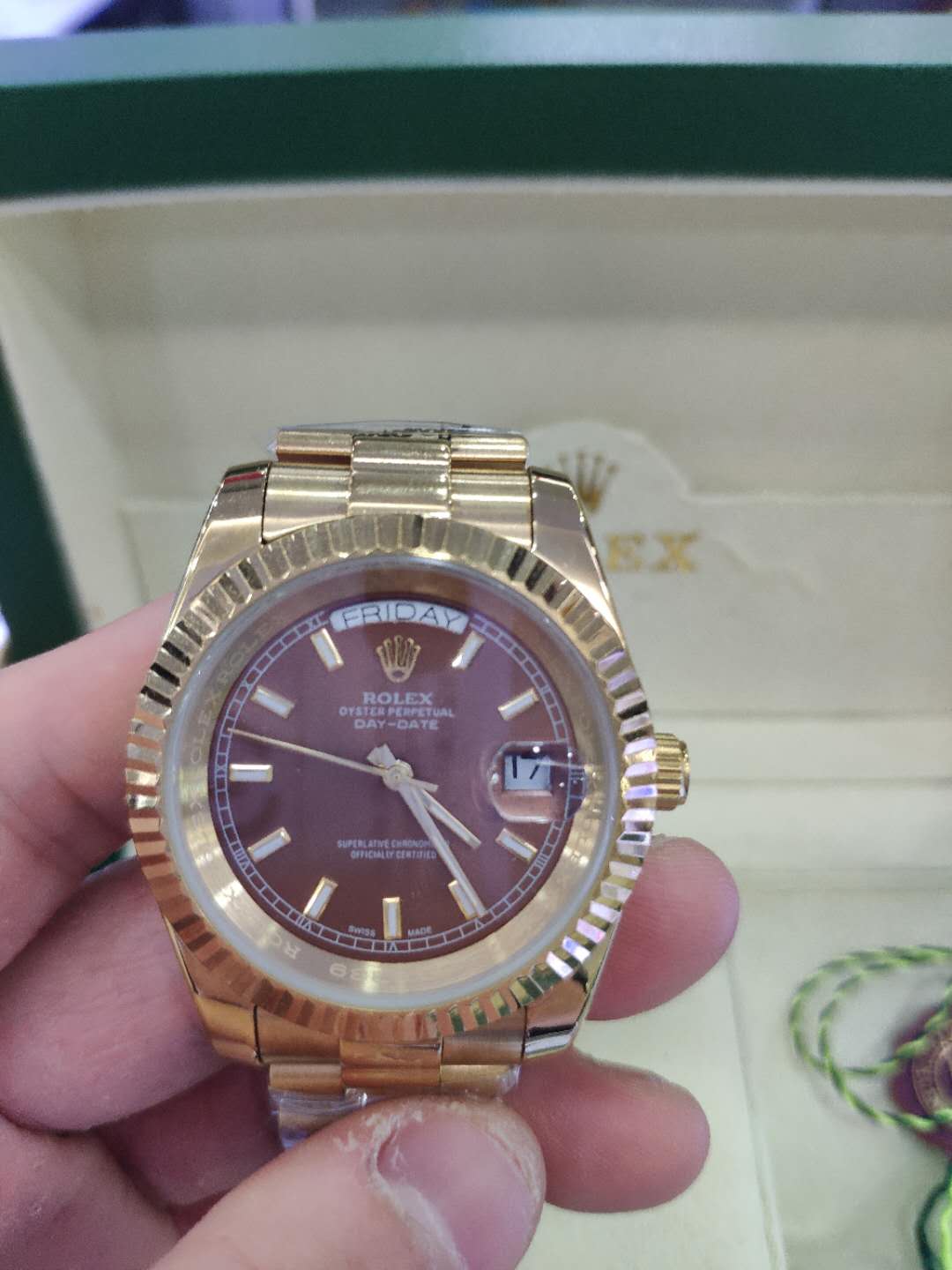 With original box Luxury High Quality Watch Sapphire Glass 41mm DAY-DATE Diamond Bezel Automatic Mechanical Stainless Steel Mens Watches, Style 1 original box + watch
With original box Luxury High Quality Watch Sapphire Glass 41mm DAY-DATE Diamond Bezel Automatic Mechanical Stainless Steel Mens Watches, Style 1 original box + watch