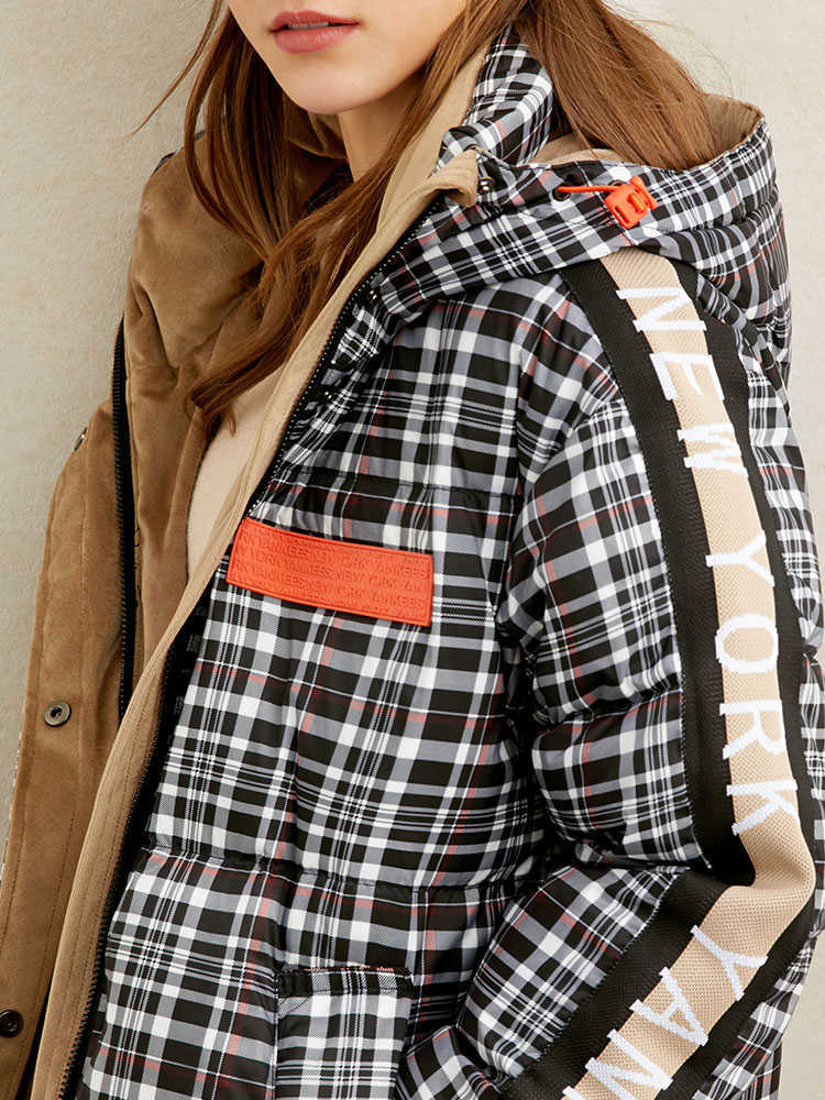 Korean version of European 80 white duck down jacket winter loose hooded plaid bread suit 11970417 210527