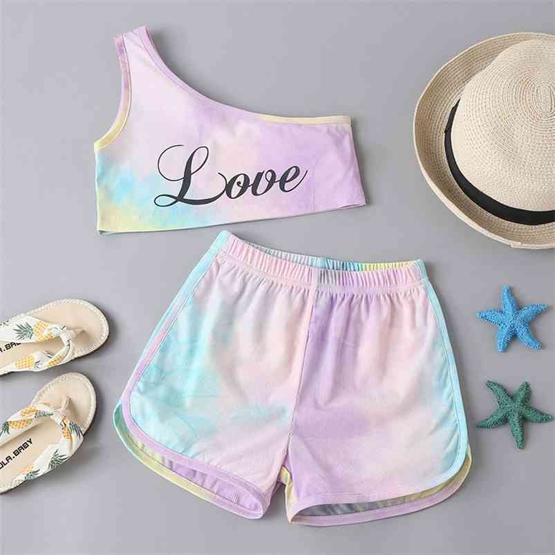 Summer Children Sets Casual Single Shoulder Sleeveless Letter Tops Tie-dye Shorts 2Pcs Girl Boys Clothes 18M-6T 210629, Purple
Summer Children Sets Casual Single Shoulder Sleeveless Letter Tops Tie-dye Shorts 2Pcs Girl Boys Clothes 18M-6T 210629, Purple
