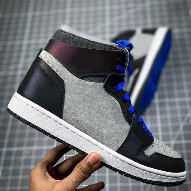 League of Legends 1 HighSports Shoes LPL x 1 Zoom Comfort Womens Grey Blue 3M Reflective Outdoor Athletic Sneakers LPL Shoes, White;red
League of Legends 1 HighSports Shoes LPL x 1 Zoom Comfort Womens Grey Blue 3M Reflective Outdoor Athletic Sneakers LPL Shoes, White;red