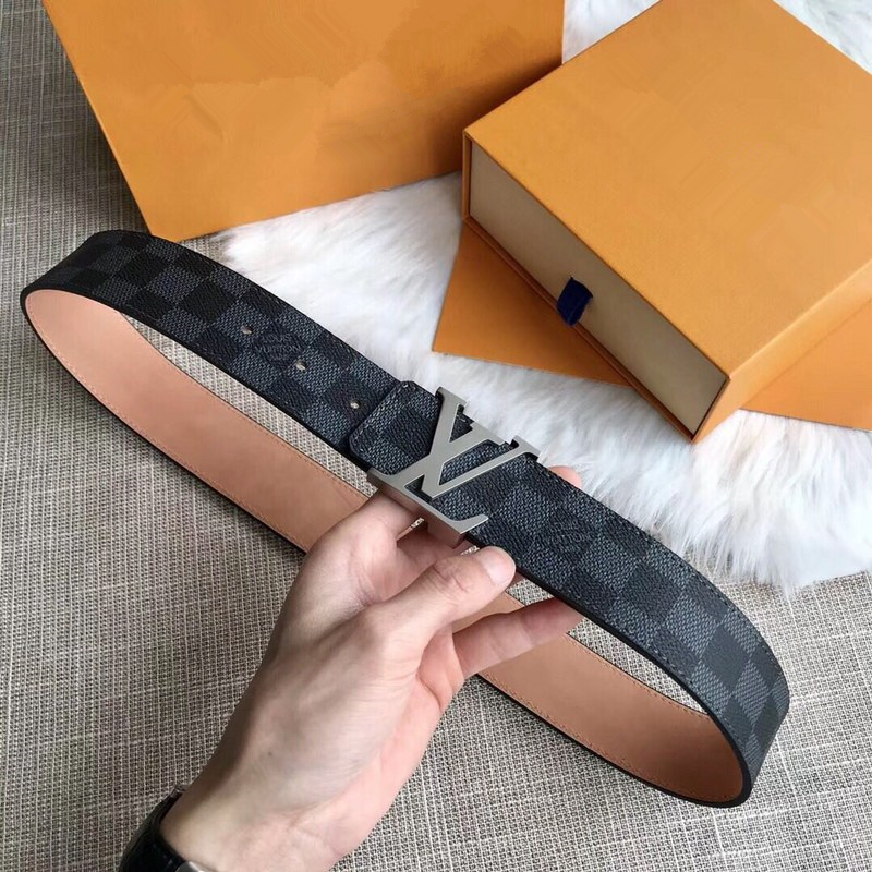 2021 Luxury Designers Belts Men Women Belts of Mens and Women Belt with Fashion Big Buckle Real Leather Top High Quality #12, Black;brown
2021 Luxury Designers Belts Men Women Belts of Mens and Women Belt with Fashion Big Buckle Real Leather Top High Quality #12, Black;brown