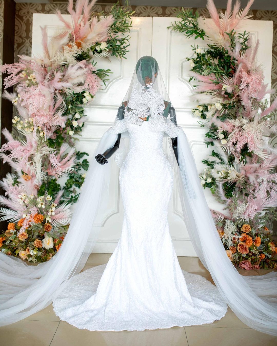 2021 Plus Size Arabic Aso Ebi Luxurious Lace Mermaid Wedding Dresses Crystals Beaded Bridal Dresses Vintage Sexy Wedding Gowns ZJ403
