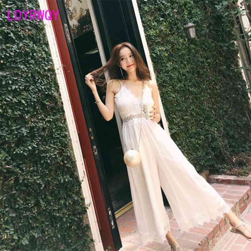 LDYRWQY summer Korean version suspenders V collar lace loose fashion temperament sexy beach jumpsuit 210603, White
LDYRWQY summer Korean version suspenders V collar lace loose fashion temperament sexy beach jumpsuit 210603, White