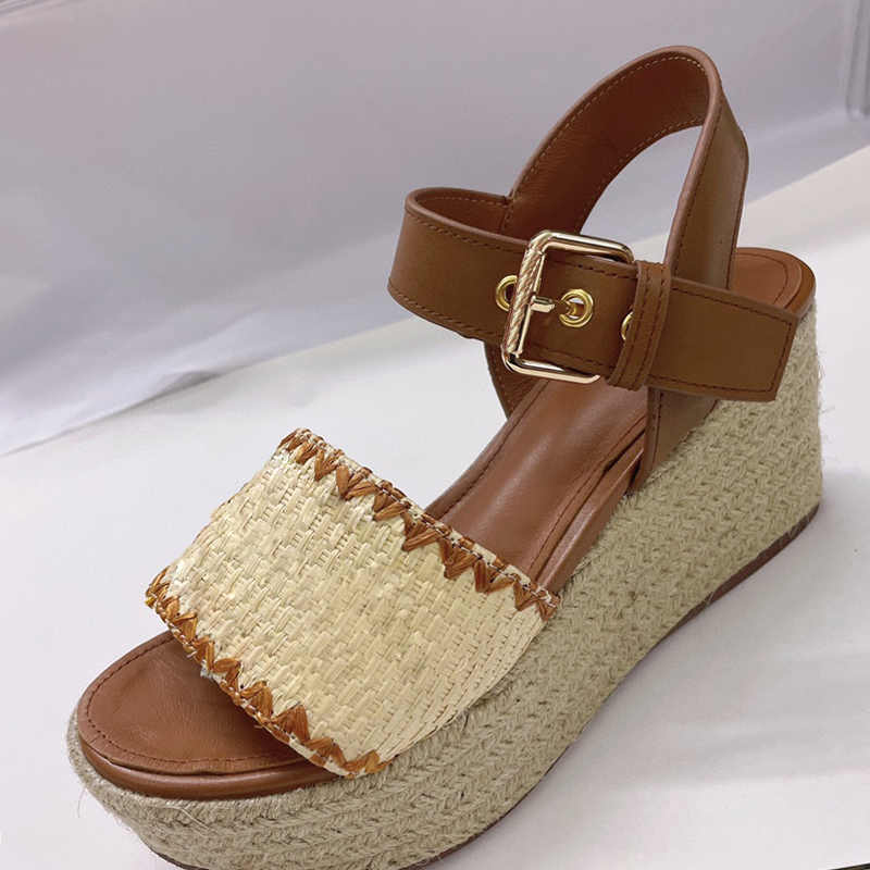 2021 high-heeled sandals thick bottom light twine braided cross strap fisherman shoes Luxury Brand designer wild wedge comfortable canvas shoes 35-41, Beige wedge
2021 high-heeled sandals thick bottom light twine braided cross strap fisherman shoes Luxury Brand designer wild wedge comfortable canvas shoes 35-41, Beige wedge