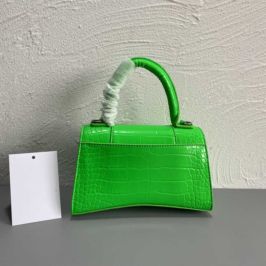 CLASSIC FLOWER discount Really Original Quality Designer Fashion Women Lady Bag Handbags Straps Shoulder mini style crossbody Tote Purse Genuin, Smooth leather red
CLASSIC FLOWER discount Really Original Quality Designer Fashion Women Lady Bag Handbags Straps Shoulder mini style crossbody Tote Purse Genuin, Smooth leather red