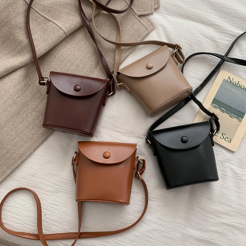2021 new Women PU Leather Bags Single-should bag Shoulder ladies Bag Casual Solid Ladies Small Messenger Handbag Female Gift, Beige
2021 new Women PU Leather Bags Single-should bag Shoulder ladies Bag Casual Solid Ladies Small Messenger Handbag Female Gift, Beige