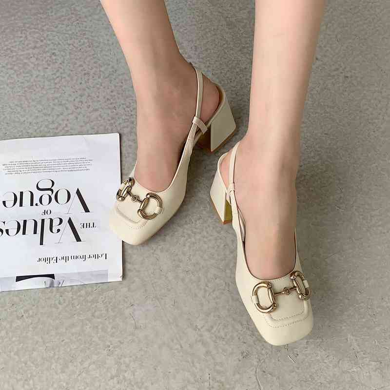 Horse rank buckle sandals women's 2021 Spring Star same style g square head back empty high heels shallow mouth thick heel shoes