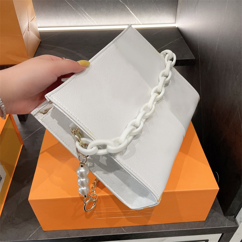 2021 designer women fashion shoulder bags with detachable wideshoulder belt chain and zero wallet Two colors shopping bag