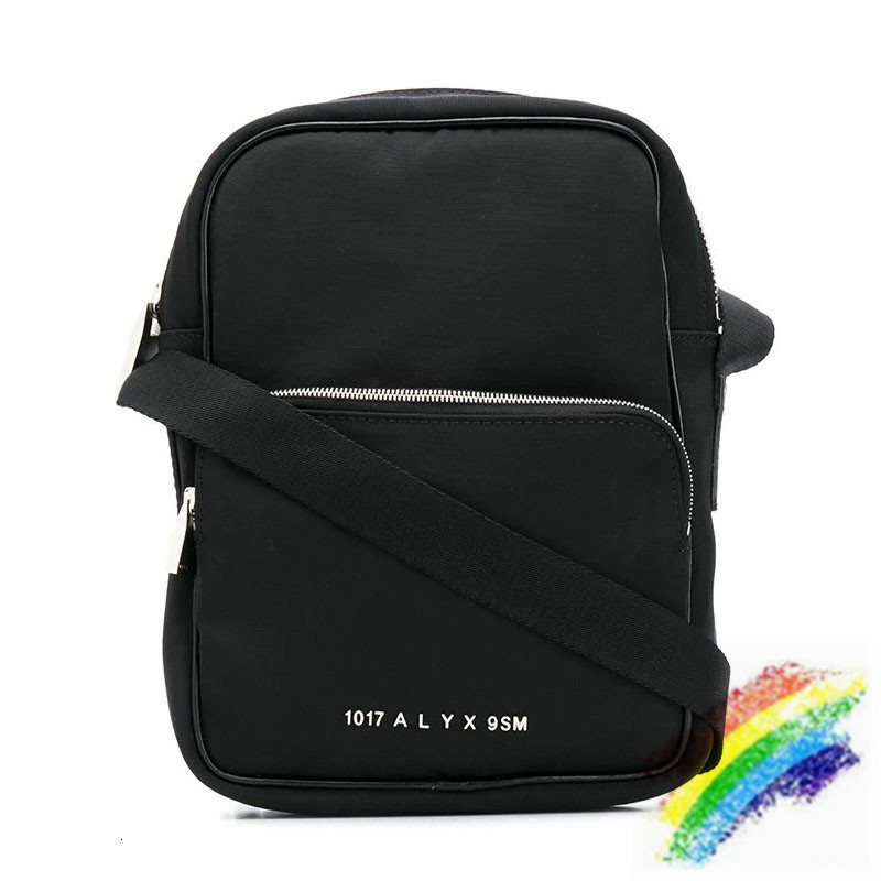 2021 New Nylon 1017 9sm Shoulder Bags Men Women Metal Button Alyx Camera Bag Rcjs, White;black
2021 New Nylon 1017 9sm Shoulder Bags Men Women Metal Button Alyx Camera Bag Rcjs, White;black