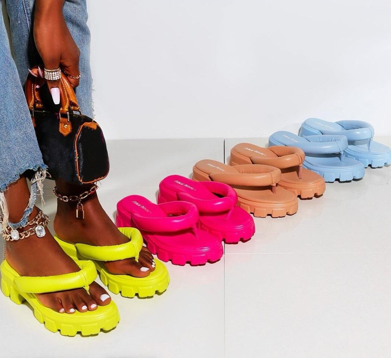 Women Shoes Beach Slippers Flip Flops Sandals Platform Ladies Wedges Outdoor Slides Gladiator Wedge Slipper, Khaki
Women Shoes Beach Slippers Flip Flops Sandals Platform Ladies Wedges Outdoor Slides Gladiator Wedge Slipper, Khaki