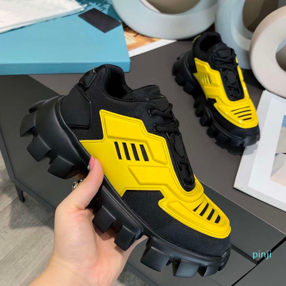 2021 fashion Designe Mens Cloudbust Thunder Knit casual shoes Luxury Designer Oversize Light Rubber Sole 3D Womens Big Size 35-45
2021 fashion Designe Mens Cloudbust Thunder Knit casual shoes Luxury Designer Oversize Light Rubber Sole 3D Womens Big Size 35-45