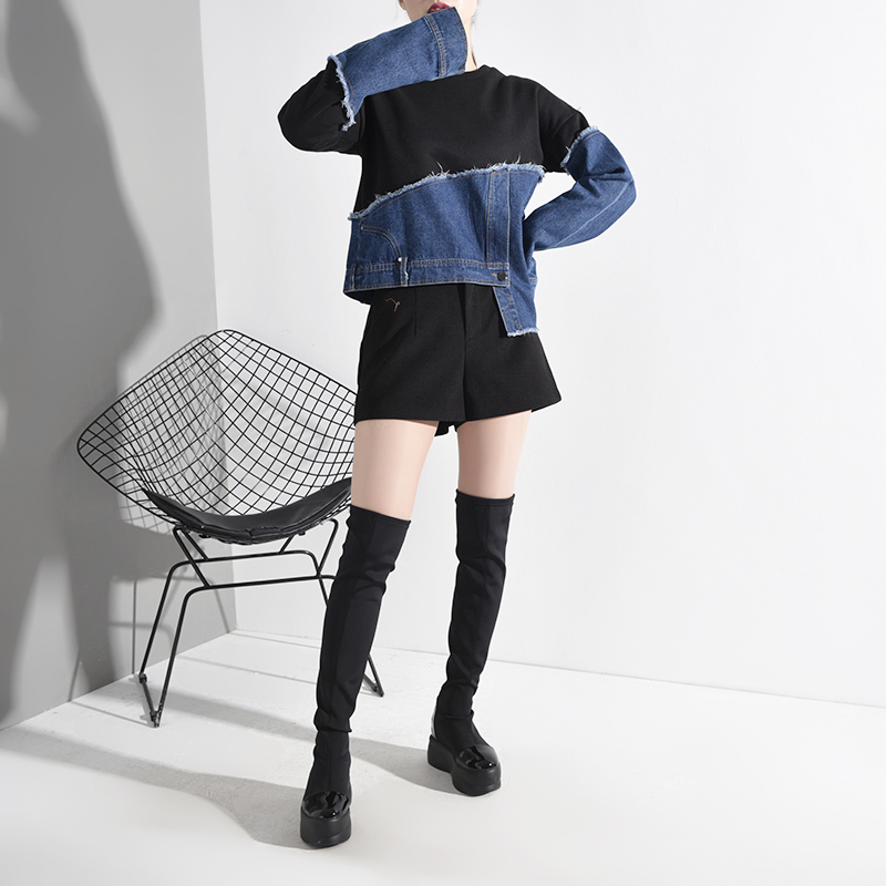 [EAM] Loose Fit Denim Burr Split Asymmetrical Sweatshirt New Round Neck Long Sleeve Women Big Size Fashion Spring 1M87901 201211