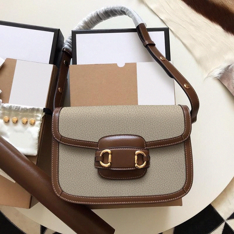Women Luxurys Designers 1955 Series Saddle Bag Horsebit Handbag Shoulder Cosmetic Bags Fashion CrossBody Purses Handbags Tote Shopping Backpack Totes Purse Y5YH#
Women Luxurys Designers 1955 Series Saddle Bag Horsebit Handbag Shoulder Cosmetic Bags Fashion CrossBody Purses Handbags Tote Shopping Backpack Totes Purse Y5YH#