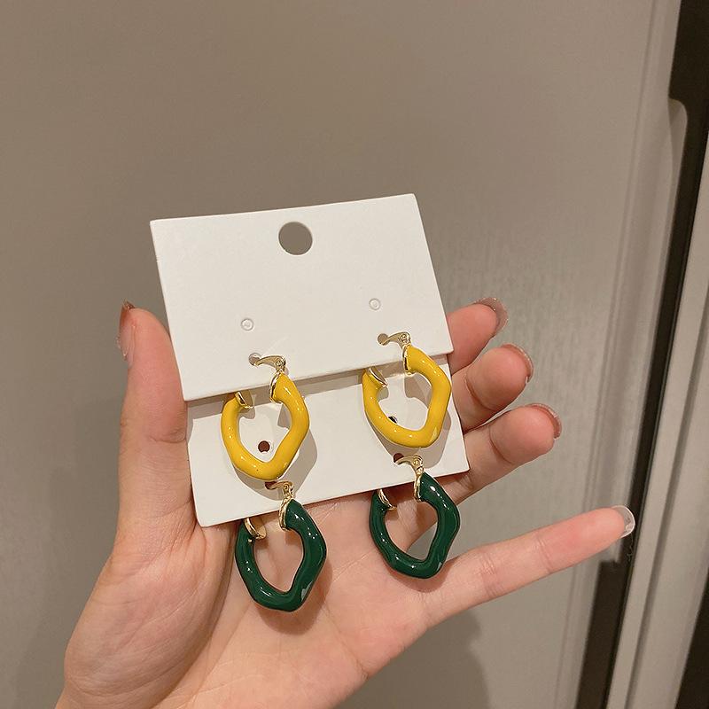 Hoop & Huggie 2021 Trendy Retro Multicolor Enamel Geometric Irregular Golden Metal Earrings For Women Girls Jewelry
Hoop & Huggie 2021 Trendy Retro Multicolor Enamel Geometric Irregular Golden Metal Earrings For Women Girls Jewelry