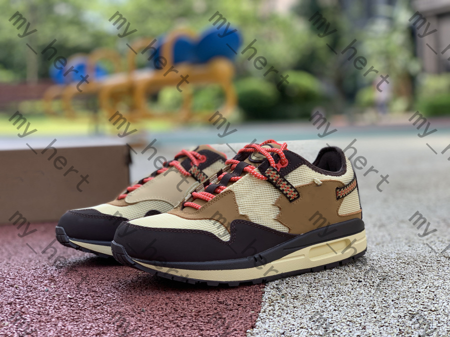 Designer 270 React Gold Outdoor shoes for Men Women Air Sneakers Athletic Basketball Foam Runner Max 2021 White Daisy Pack off 1 Black Sport
Designer 270 React Gold Outdoor shoes for Men Women Air Sneakers Athletic Basketball Foam Runner Max 2021 White Daisy Pack off 1 Black Sport