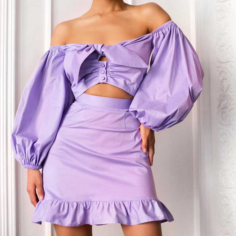 Colysmo Woman Tshirts White Off Shoulder Long Lantern Sleeve Cut out Lace up Crop Top Casual Streetwear Fall Women Clothing 210527