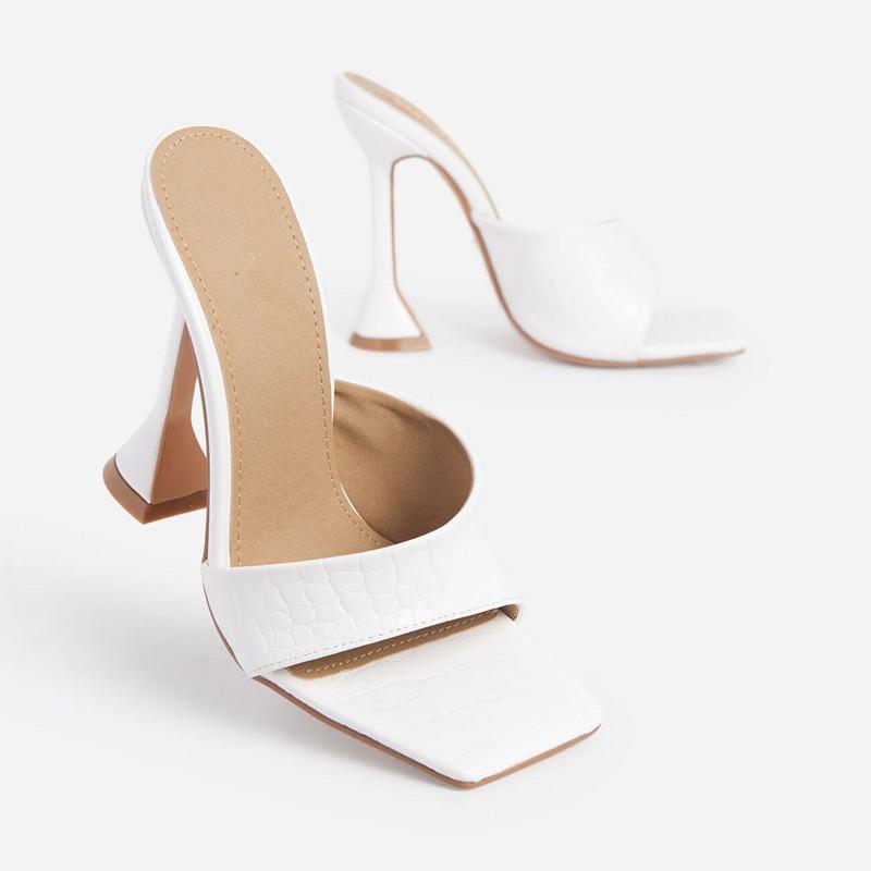 Slippers Summer Women's Sandals Fashion Square Head Sexy High Heel Outdoor Light Pu Leather Stilettos Plus Size 36-43, Black
Slippers Summer Women's Sandals Fashion Square Head Sexy High Heel Outdoor Light Pu Leather Stilettos Plus Size 36-43, Black