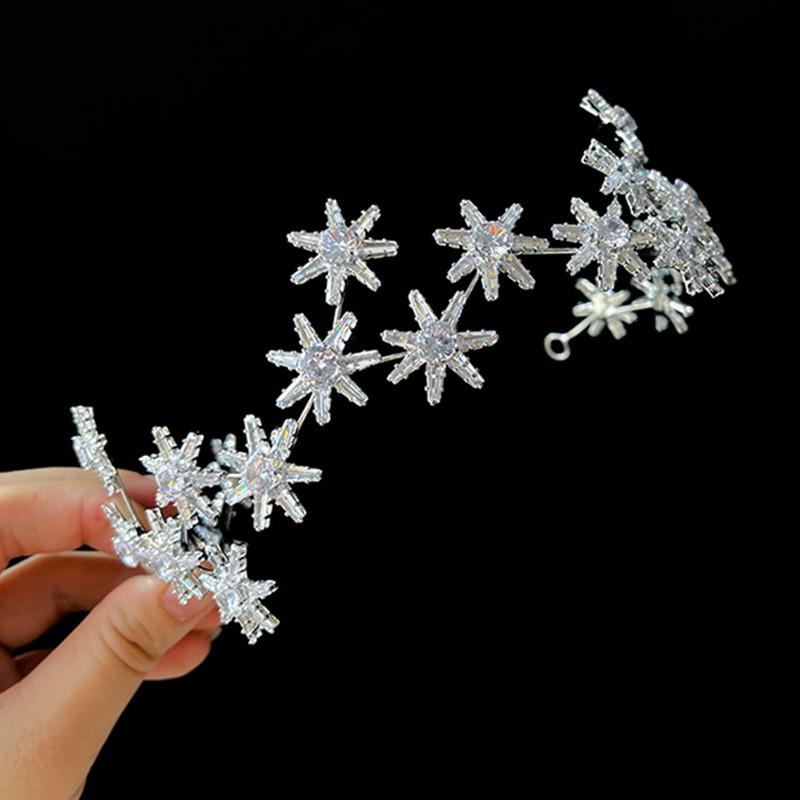 Hair Clips & Barrettes MYFEIVO Floral Bridal Crown Full Zircon Princess Wedding Tiaras Party Accessory HQ0927
Hair Clips & Barrettes MYFEIVO Floral Bridal Crown Full Zircon Princess Wedding Tiaras Party Accessory HQ0927
