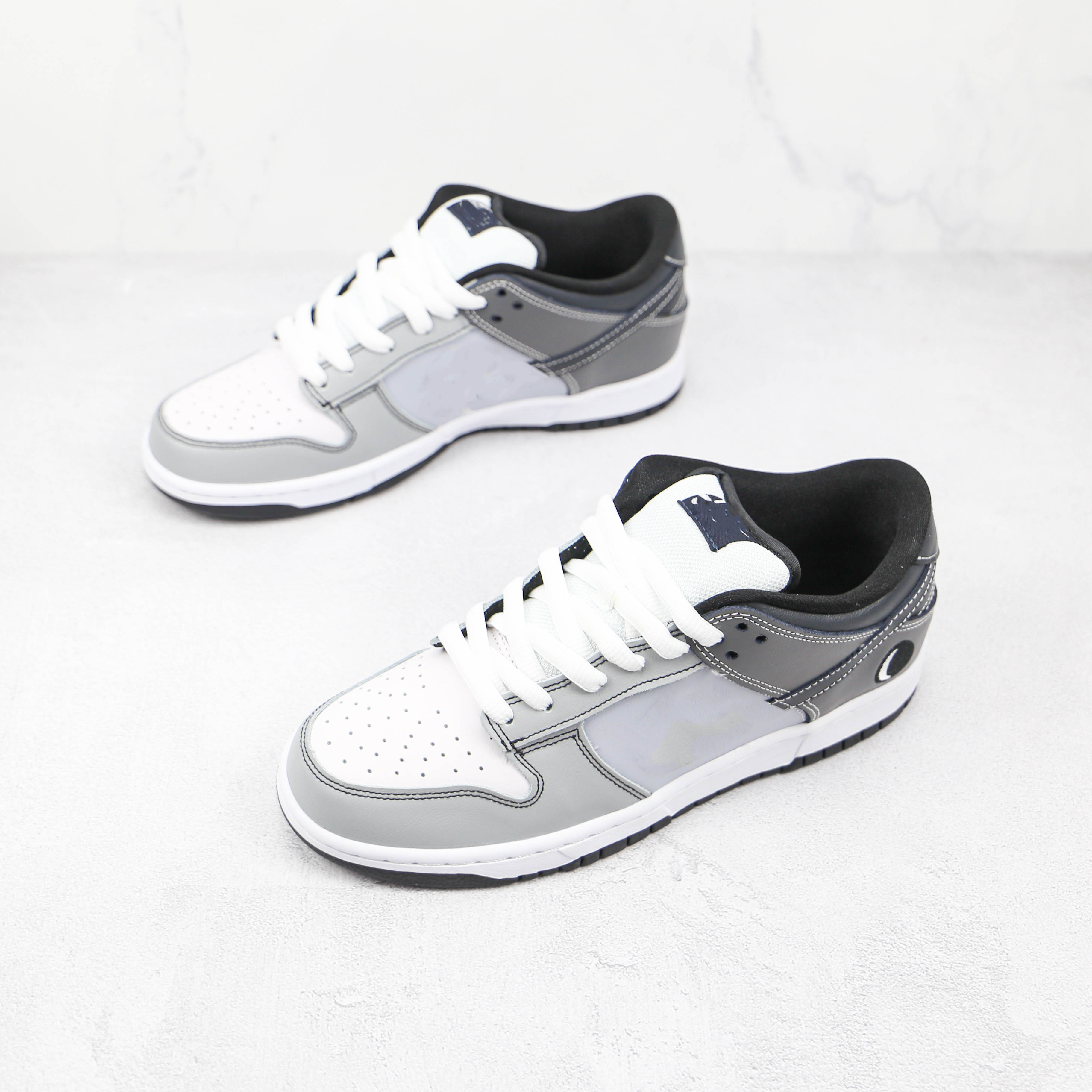 2021 authentic dunks low lunar eclipse west running shoes white suede orange black trainers outdoor sports sneakers with box
2021 authentic dunks low lunar eclipse west running shoes white suede orange black trainers outdoor sports sneakers with box