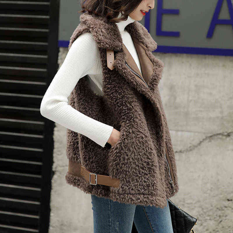 Winter Lamb Wool Vest Women Sleeveless Jacket Thicken Warm Waistcoat Fall Turn Down Collar Hidden Zipper Outwear Garment 211120