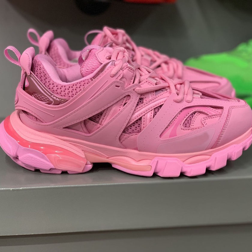 Basketball Designer Sneakers Top Quality Outdoor Training Sport Shoes Light Weight Runing Shoe Multi Colors, Sockers need to buy with shoes 
Basketball Designer Sneakers Top Quality Outdoor Training Sport Shoes Light Weight Runing Shoe Multi Colors, Sockers need to buy with shoes