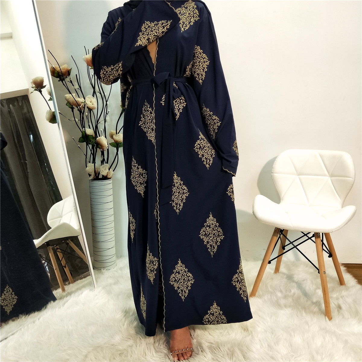 Dubai Open Abaya Kimono Muslim Hijab Dress Kaftan Abayas Islamic Clothing for Women Caftan Marocain Qatar Kleding Robe Musulman
Dubai Open Abaya Kimono Muslim Hijab Dress Kaftan Abayas Islamic Clothing for Women Caftan Marocain Qatar Kleding Robe Musulman