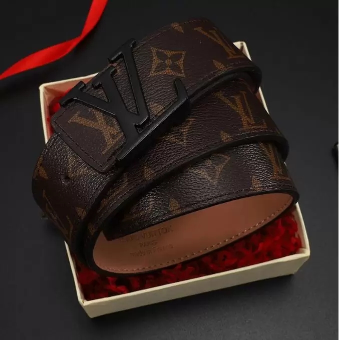 2022 New Fashion 15 color Fashion Big buckle genuine leather belt belts men women high quality new mens belts AAAAA, Have box
2022 New Fashion 15 color Fashion Big buckle genuine leather belt belts men women high quality new mens belts AAAAA, Have box