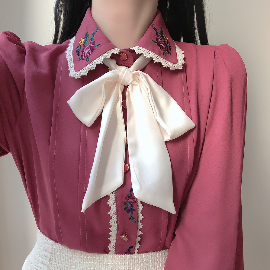 Korean Chic Spring Autumn Women Gorgeous Blouse Turn-Down Collar Floral Embroidery Chiffon Blusas Vintage Elegant Bow Lady Shirt 210225