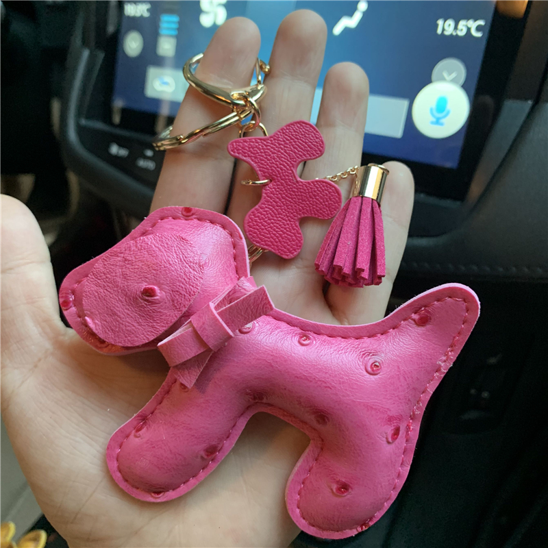 Dog Design Car Keychain Bag Pendant Charm Jewelry Tassel Bow Key Ring Holder for Women Men Fashion PU Leather Animal Key Chain Accessories