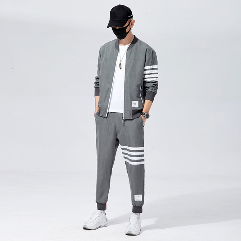 2021 New Brand Autumn Winter Men Sets Clothing Sweatsuit Fashion Clothes Trousers Sweatpants Sportswear Tracksuits Long Sleeve 63qs, Black
2021 New Brand Autumn Winter Men Sets Clothing Sweatsuit Fashion Clothes Trousers Sweatpants Sportswear Tracksuits Long Sleeve 63qs, Black