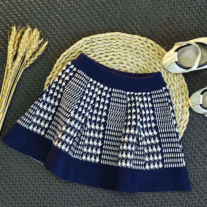 Fall toddler girl sweaters warm knitted shirt suit skirt Korean fashion autumn winter clothes children's two piece set 211104