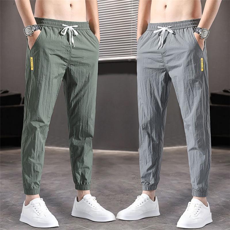 Men's Pants Big Size Ice Silk Summer Thin Section Trendy Loose Casual Sports Quick-drying Harlan Nine-point, Black
Men's Pants Big Size Ice Silk Summer Thin Section Trendy Loose Casual Sports Quick-drying Harlan Nine-point, Black