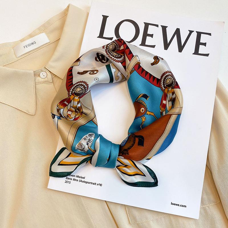 Scarves Luxury 100% Silk Scarf Women Fashion Bandana Horse Print Neck Hairband Headband Headscarf Small Square Kerchief 53*53cm, Blue;gray
Scarves Luxury 100% Silk Scarf Women Fashion Bandana Horse Print Neck Hairband Headband Headscarf Small Square Kerchief 53*53cm, Blue;gray