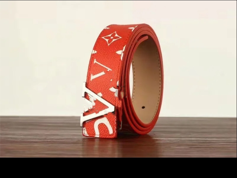 belts mens Desinger belt Leather Fashion Womens Accessories Luxury Letter Waistband Big Gold Buckle High Quality Casual Business strap Ceinture with, Black
belts mens Desinger belt Leather Fashion Womens Accessories Luxury Letter Waistband Big Gold Buckle High Quality Casual Business strap Ceinture with, Black