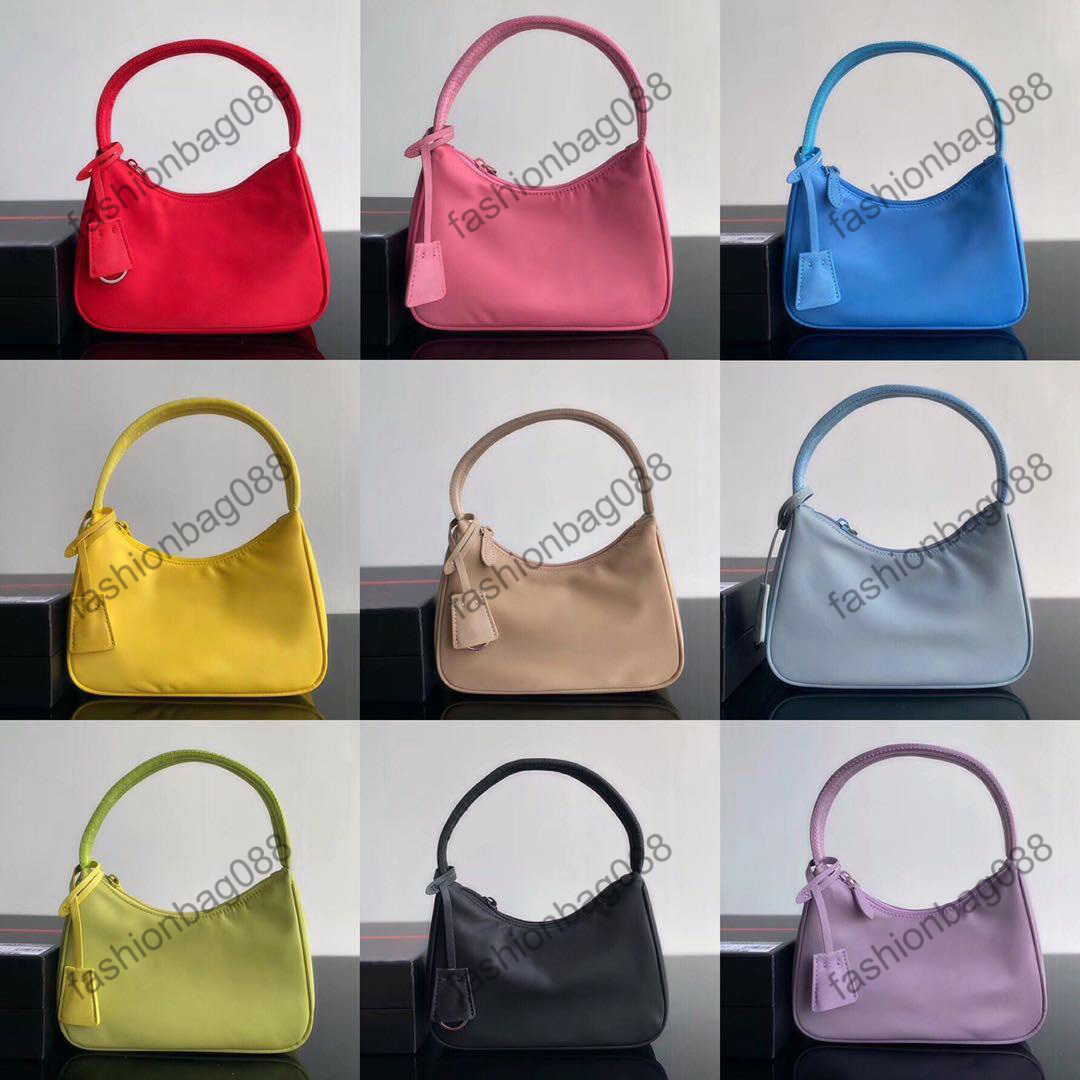New fashion designer ladies handbag shoulder bag mini strap crossbody bags high quality imported nylon tarpaulin multicolor handbag 21cm, Yellow
New fashion designer ladies handbag shoulder bag mini strap crossbody bags high quality imported nylon tarpaulin multicolor handbag 21cm, Yellow