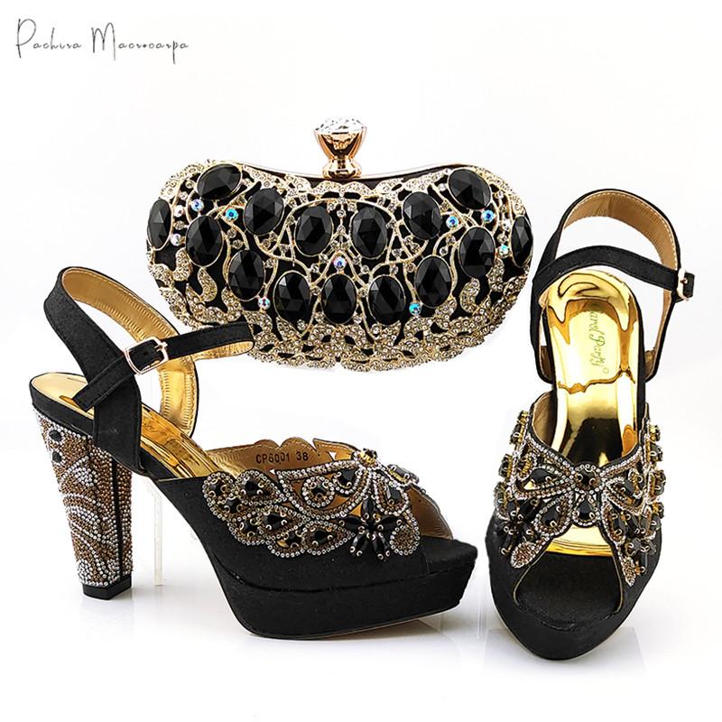 2021 New Arrival Nigerian Fashion Style Italian Design Black Color Party Women Shoes and Bag Set Decorated With Rhinestone
2021 New Arrival Nigerian Fashion Style Italian Design Black Color Party Women Shoes and Bag Set Decorated With Rhinestone