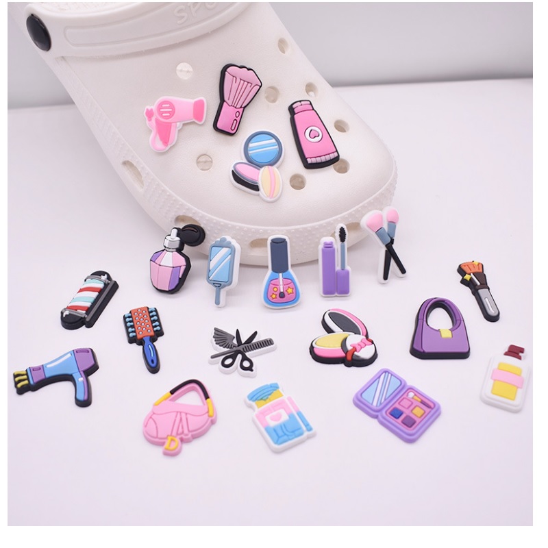 cartoon character PVC Rubber Shoe Charms Shoes Accessories clog Jibz fit for Wristband Croc buttons Decorations as Gift
cartoon character PVC Rubber Shoe Charms Shoes Accessories clog Jibz fit for Wristband Croc buttons Decorations as Gift
