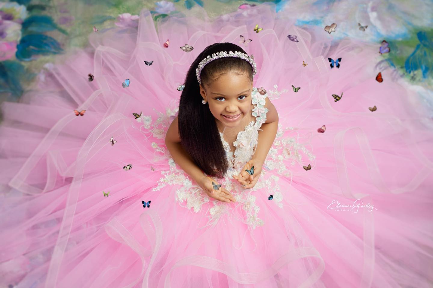 Pink Lace Beaded 2021 Flower Girl Dresses Sheer Neck Little Girl Wedding Dresses Cheap Communion Pageant Dresses Gowns ZJ705