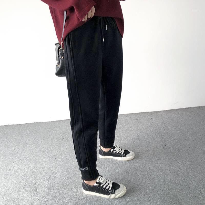 Women's Pants & Capris 2021 Autumn Winter Women Pant Warm Female Slim Solid Color Casual Harem Lined Fleece Trousers Sweatpants Y37, Black;white
Women's Pants & Capris 2021 Autumn Winter Women Pant Warm Female Slim Solid Color Casual Harem Lined Fleece Trousers Sweatpants Y37, Black;white