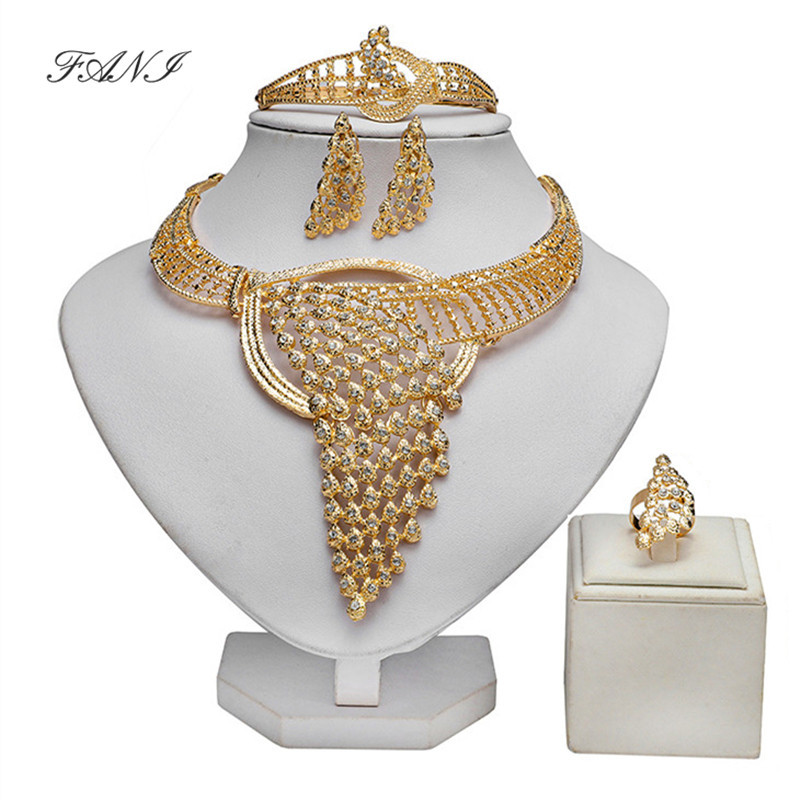 Sexy Grace Gold Color s Nigerian Wedding Woman Accessories Fashion African Designer Jewelry Set Whole, Silver plated
Sexy Grace Gold Color s Nigerian Wedding Woman Accessories Fashion African Designer Jewelry Set Whole, Silver plated
