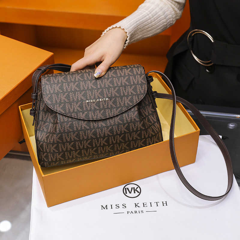 women 2021 new ins net red fashion versatile dumpling Waist Leather One Shoulder Messenger Bag old flower women's bag, Coffee ordinary packaging
women 2021 new ins net red fashion versatile dumpling Waist Leather One Shoulder Messenger Bag old flower women's bag, Coffee ordinary packaging