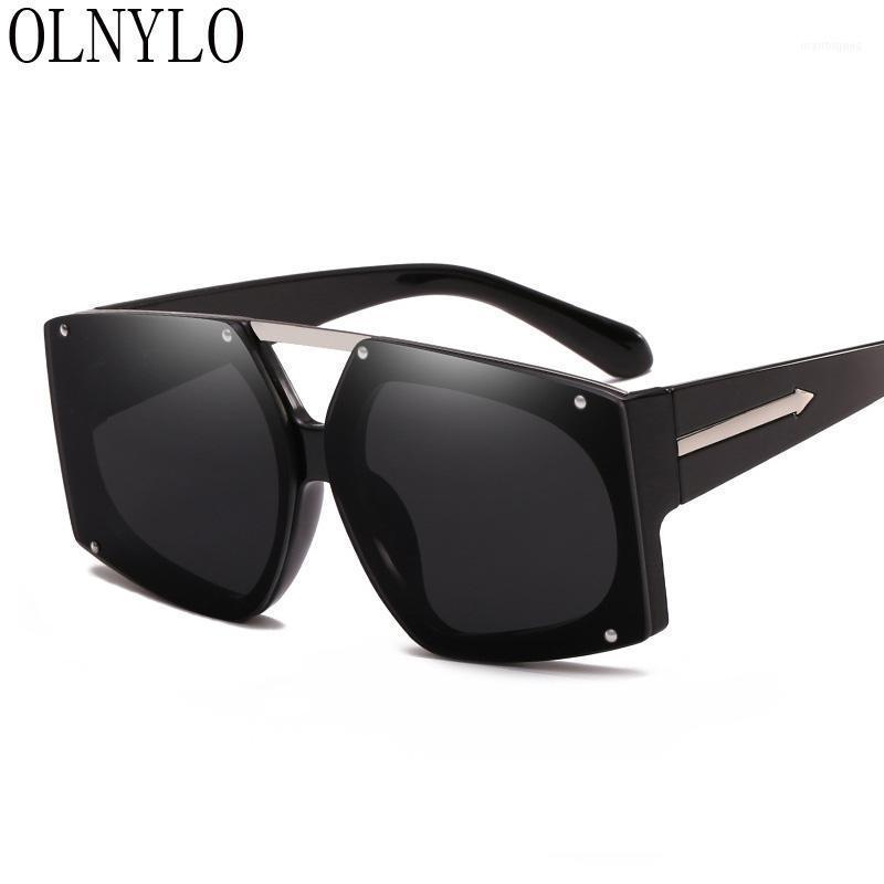 Sunglasses Sexy Lady Black Brand Designers Classic PC Frame Outdoor Driving Sun Glasses Male Retro UV400 Gafas1
Sunglasses Sexy Lady Black Brand Designers Classic PC Frame Outdoor Driving Sun Glasses Male Retro UV400 Gafas1