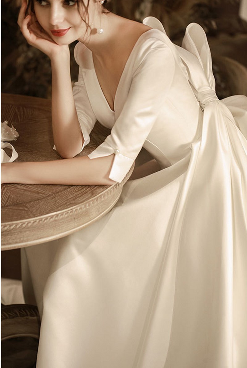 New High Quality Long Satin Wedding Es 2021 Half Sleeve V-neck Backless Bridal Gowns with Bow Vestido De Mariee Custom Made Axno, Ivory
New High Quality Long Satin Wedding Es 2021 Half Sleeve V-neck Backless Bridal Gowns with Bow Vestido De Mariee Custom Made Axno, Ivory