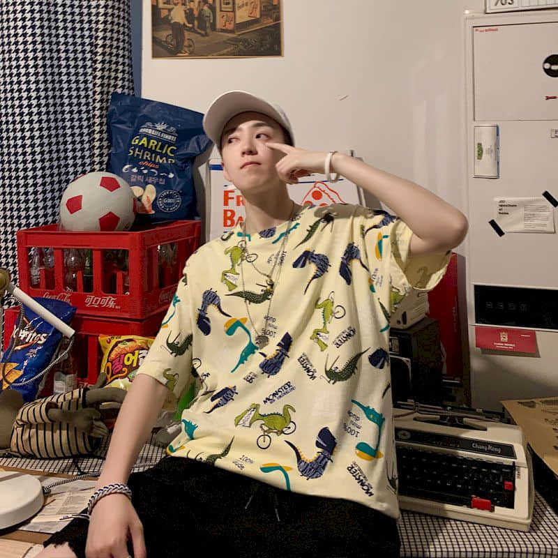 Men's summer short-sleeved t-shirt male students Korean loose wild hip-hop half-sleeved clothes for men Hong kong style Tshirts 210526