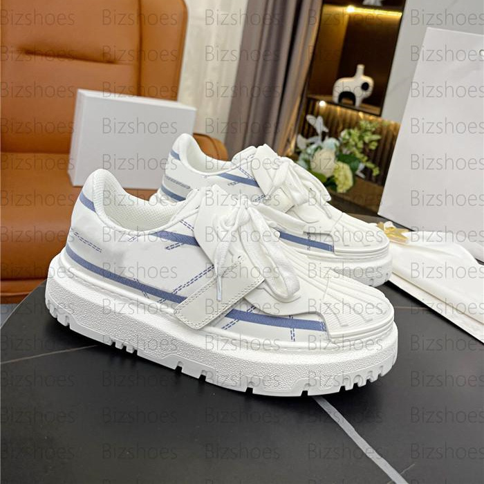 ID Sneaker Gray Reflective Technical Fabric Woman Shoe Thick Sole Sneakers 3D Translucent Mesh Italy Women Luxurys Designers Shoes, 07
ID Sneaker Gray Reflective Technical Fabric Woman Shoe Thick Sole Sneakers 3D Translucent Mesh Italy Women Luxurys Designers Shoes, 07