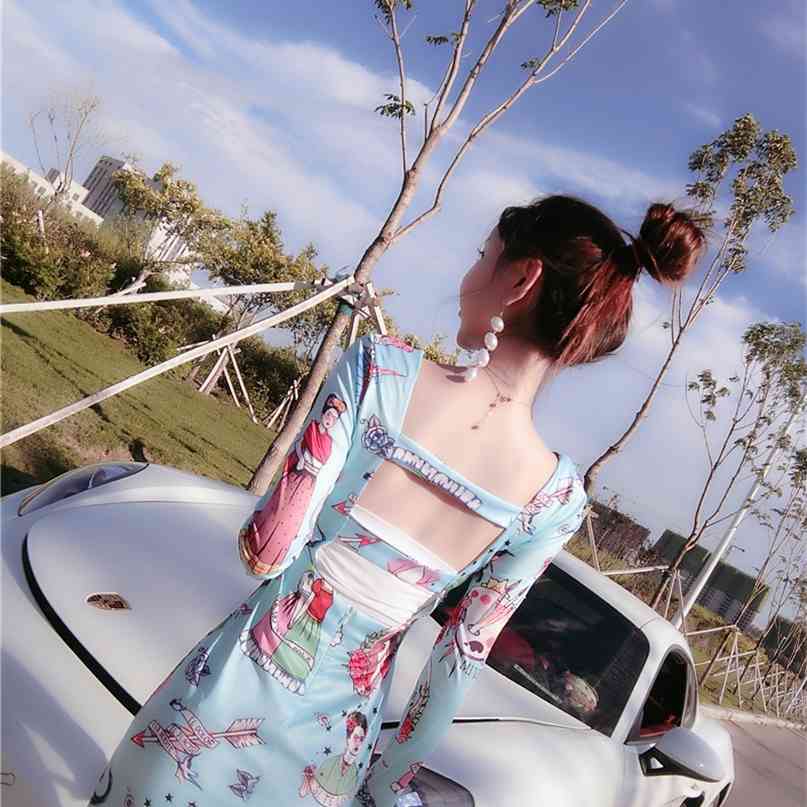 spring fashion cartoon print sexy V-neck backless slim dress holiday party mini evening with smell women 210603, Picture color
spring fashion cartoon print sexy V-neck backless slim dress holiday party mini evening with smell women 210603, Picture color