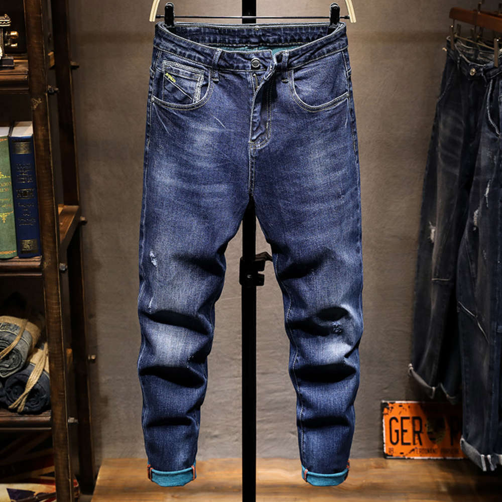 Spring blue jeans brand nostalgic Korean slim men's casual straight pants fashionwinter
Spring blue jeans brand nostalgic Korean slim men's casual straight pants fashionwinter