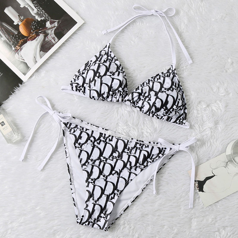 Women Designer Bikini Sexy 2 Pieces Set with Letters Summer D Swimwear for Lady Bathing Suit Backless Beachwear -XL, 01
Women Designer Bikini Sexy 2 Pieces Set with Letters Summer D Swimwear for Lady Bathing Suit Backless Beachwear -XL, 01