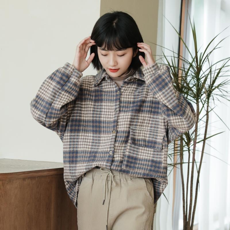 2021 New Deeptown Vintage Feminina Inverno Moda Estilo Coreano Boto De Impresso at Manga Longa Solta Casual Tops Camisa Xadrez Weon, Blue
2021 New Deeptown Vintage Feminina Inverno Moda Estilo Coreano Boto De Impresso at Manga Longa Solta Casual Tops Camisa Xadrez Weon, Blue