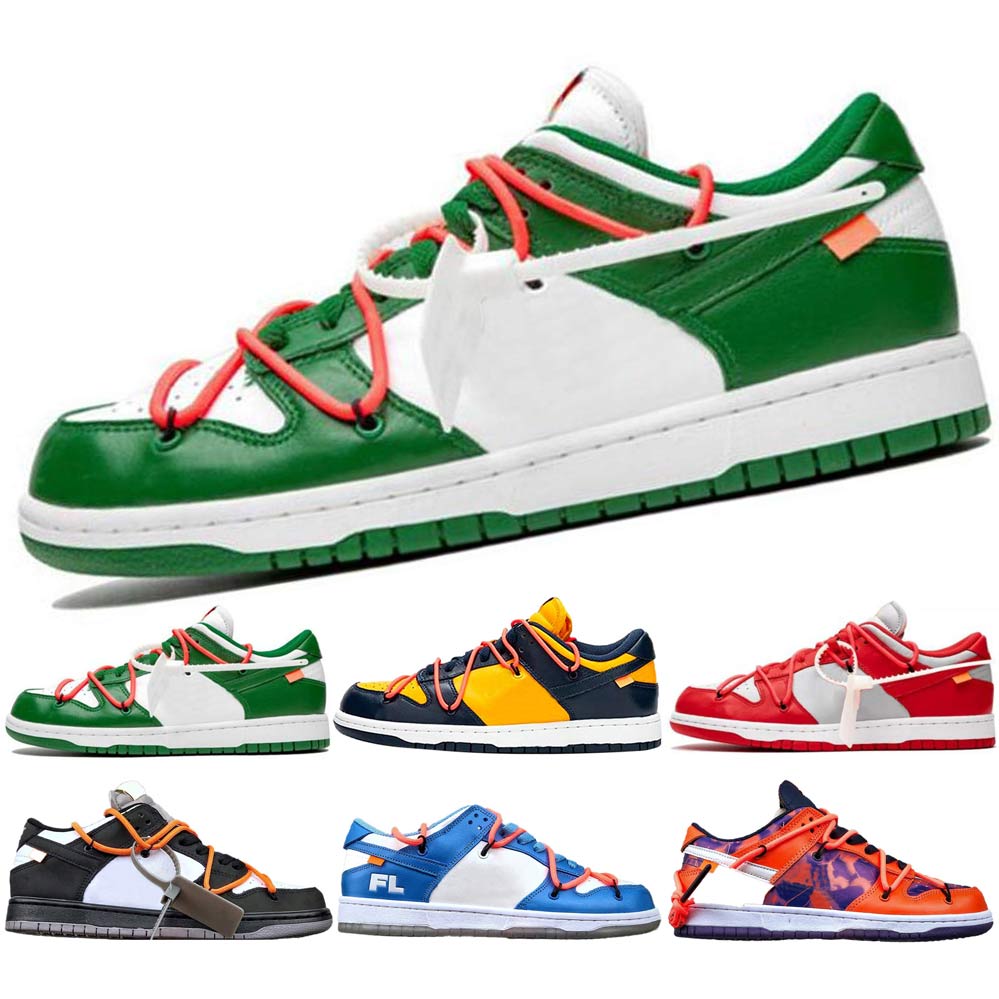 SB Futura x Running shoes Men Women Triple Black white blue green red Trainers Sneakers Man sports shoe with double of shoelaces, Black yellow
SB Futura x Running shoes Men Women Triple Black white blue green red Trainers Sneakers Man sports shoe with double of shoelaces, Black yellow